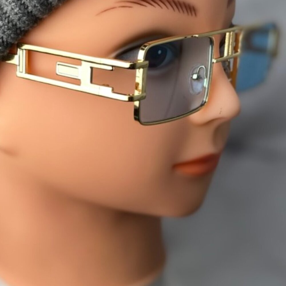 Square Gold Frame Sunglasses - Picture 6 of 7